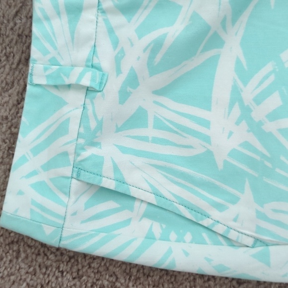 NEW Ann Taylor Loft 4” 100% Cotton Mint Green White Palm Tropical Shorts 0 - Picture 2 of 13